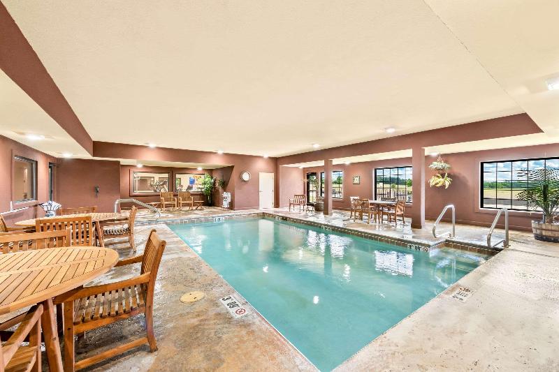 Comfort Inn & Suites Chillicothe image