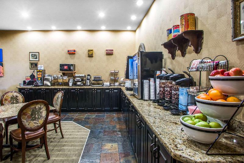 Comfort Inn & Suites Chillicothe image