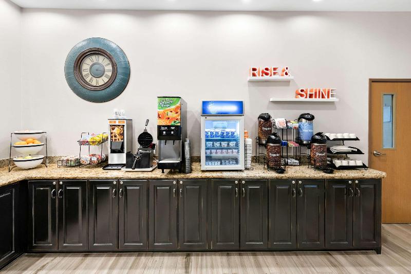 Comfort Inn & Suites Chillicothe image