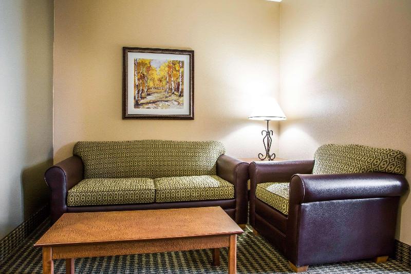 Comfort Inn & Suites Chillicothe image