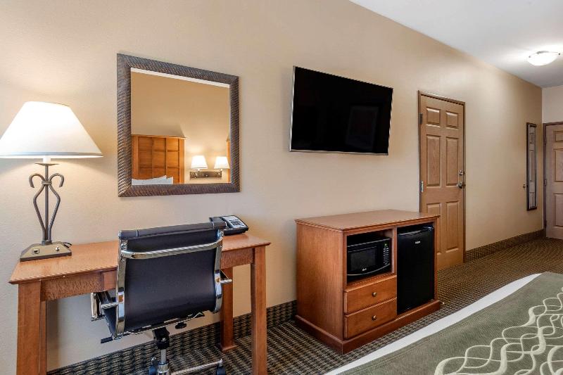 Comfort Inn & Suites Chillicothe image