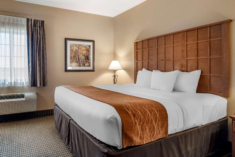 Comfort Inn & Suites Chillicothe image