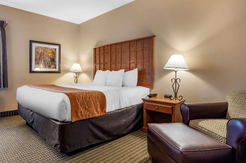 Comfort Inn & Suites Chillicothe image