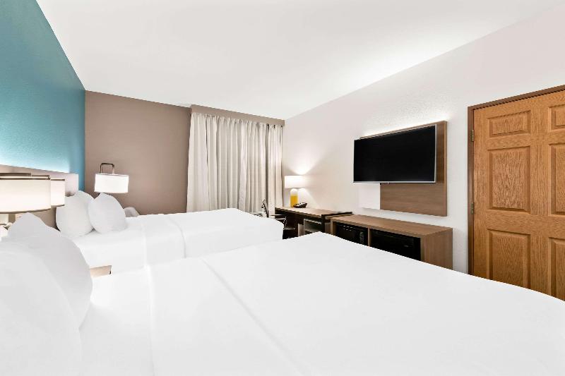 Comfort Inn & Suites Chillicothe image