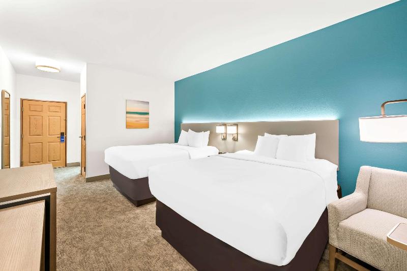 Comfort Inn & Suites Chillicothe image