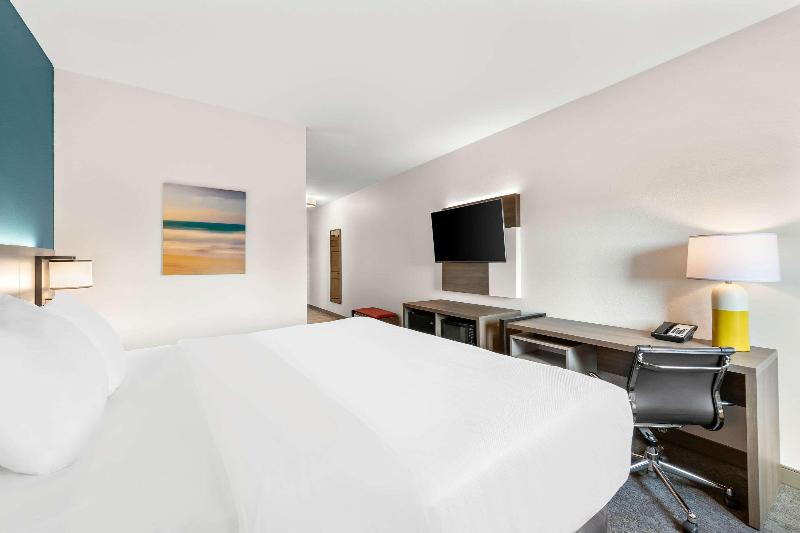 Comfort Inn & Suites Chillicothe image