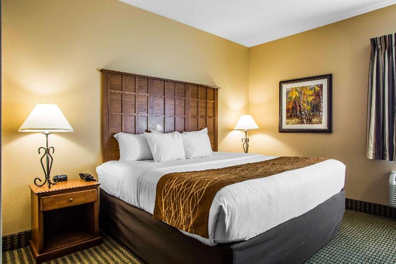 Comfort Inn & Suites Chillicothe image