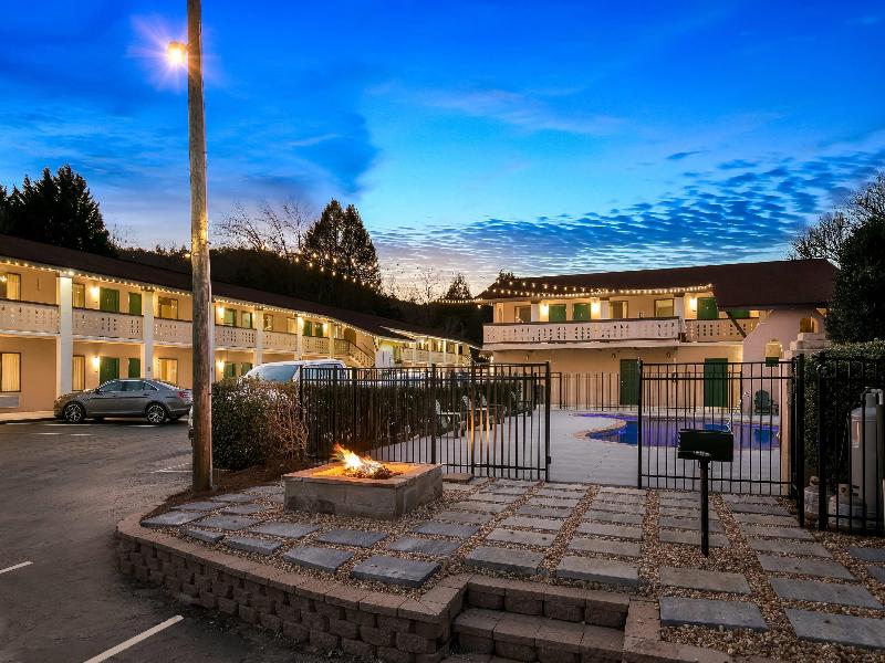Quality Inn Downtown Helen image