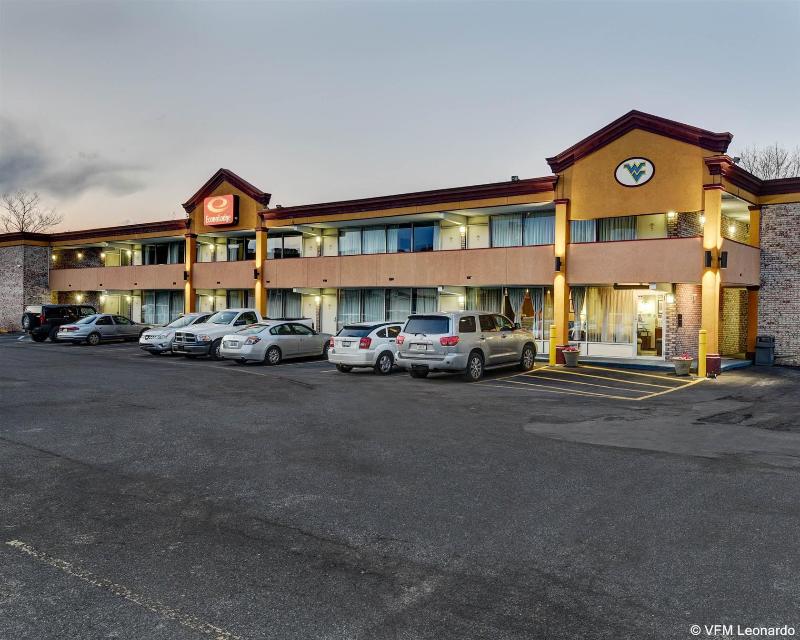 Econo Lodge Coliseum image