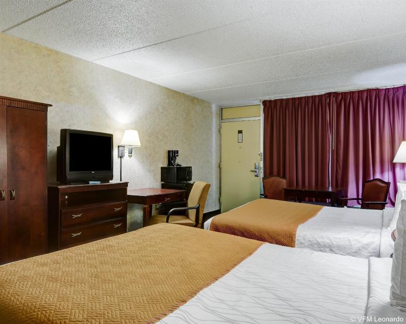Econo Lodge Coliseum image