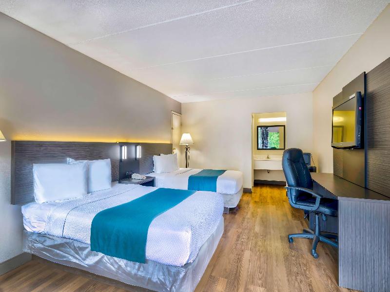 Econo Lodge Coliseum image