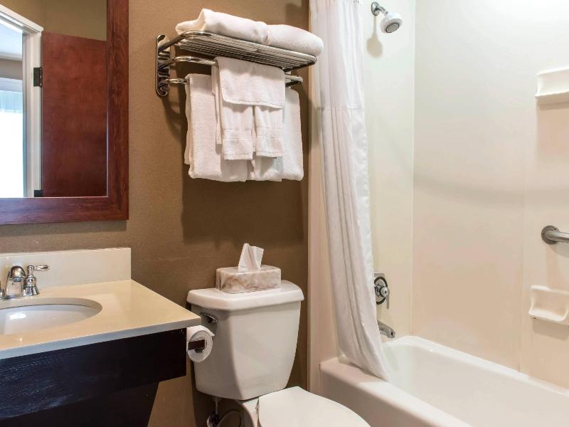 Comfort Suites Scranton near Montage Mountain image