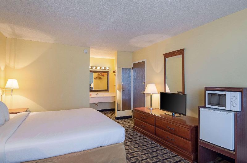 Bed room