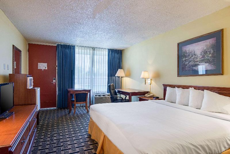Bed room