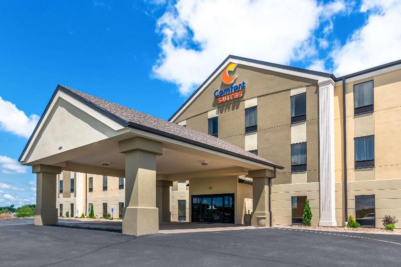Comfort Suites Jefferson City image