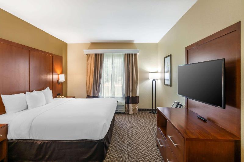 Comfort Suites Jefferson City image