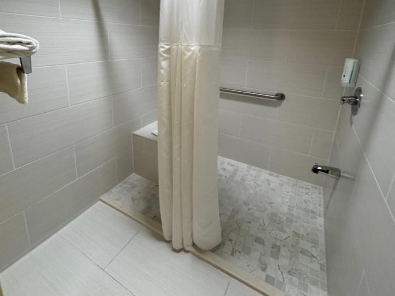 Quality Inn Franklin South image