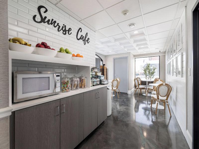 Oakfield Hotel & Suites, Ascend Hotel Collection image