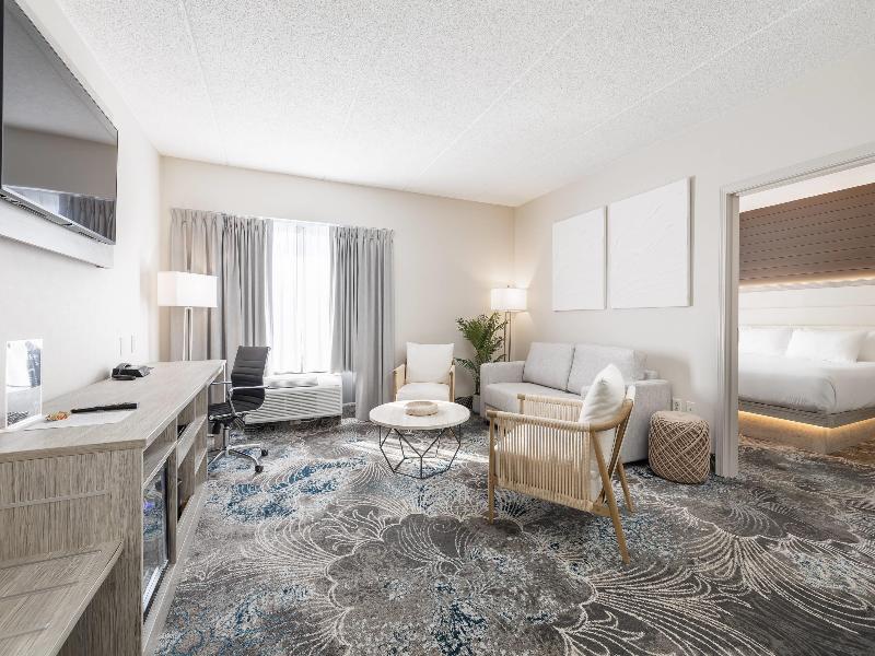 Oakfield Hotel & Suites, Ascend Hotel Collection image