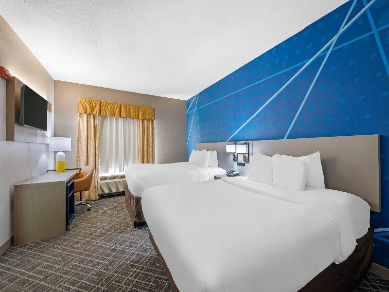 Comfort Suites Near Indianapolis Airport image