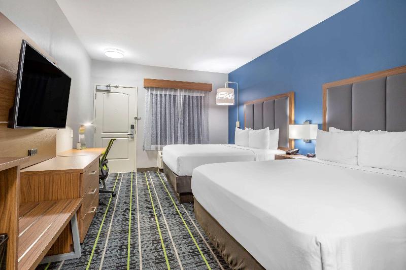 Quality Inn & Suites Ulmar Area image
