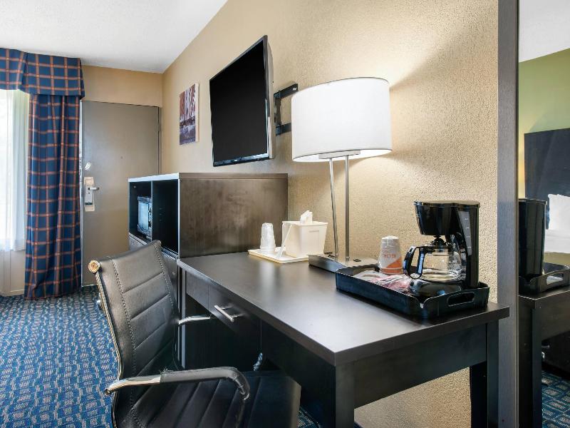 Quality Inn & Suites Brooksville I-75/Dade City image