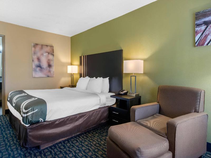 Quality Inn & Suites Brooksville I-75/Dade City image