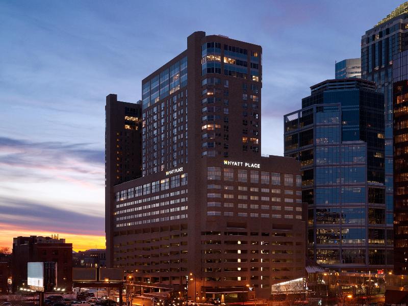 Hyatt Place Minneapolis Downtown — exterior view
