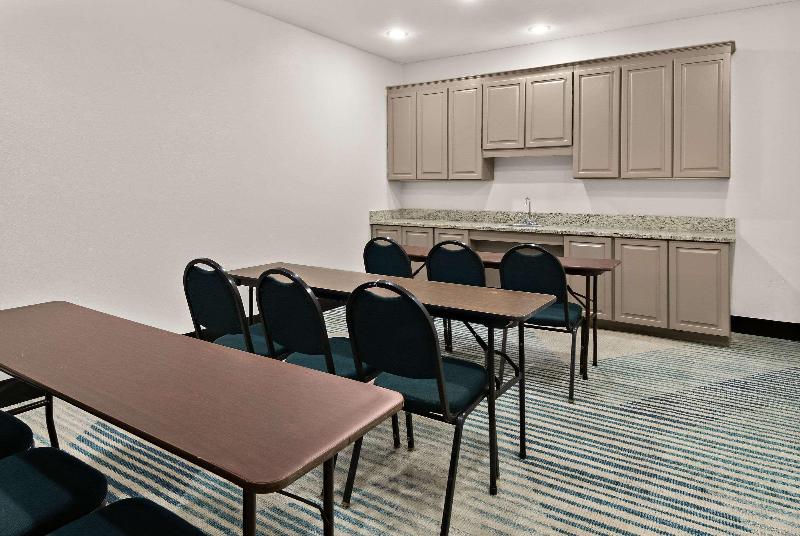 Comfort Suites North Fossil Creek image