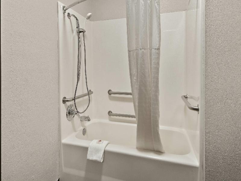 Comfort Suites North Fossil Creek image