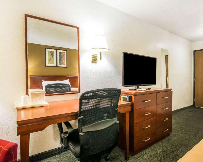 Days Inn by Wyndham Canon City image