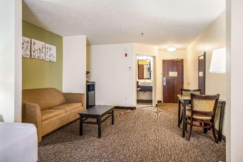 Sleep Inn & Suites Jacksonville Near Camp Lejeune image