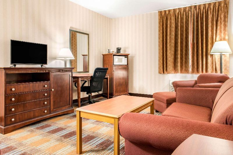 Quality Inn & Suites Miamisburg - Dayton South image
