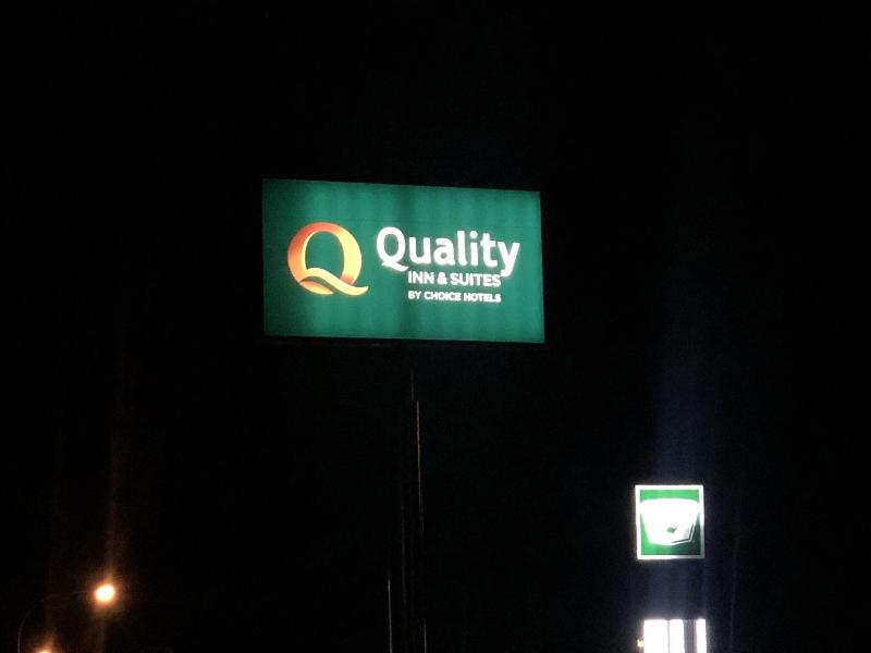 Quality Inn & Suites Salina National Forest Area image