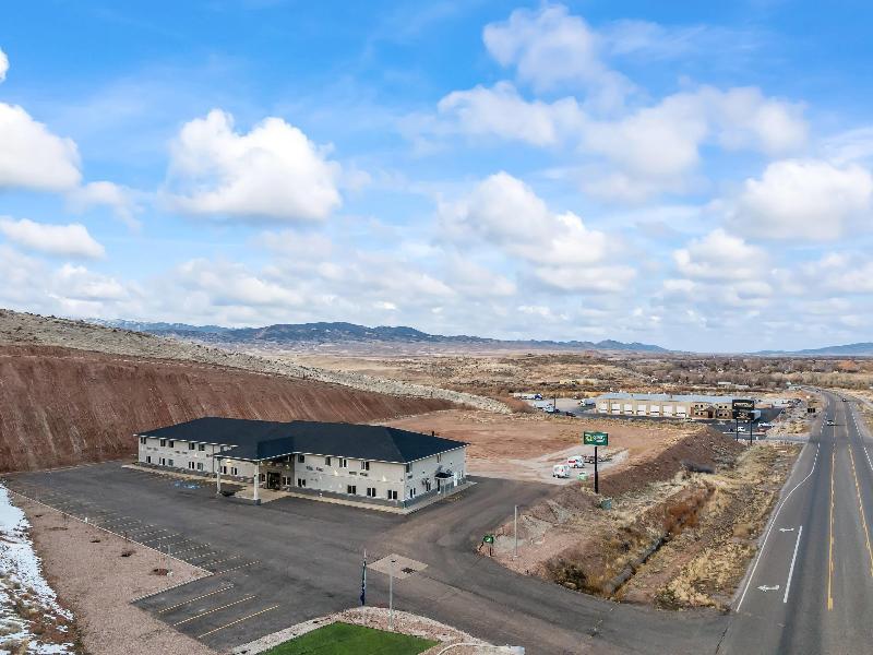 Quality Inn & Suites Salina National Forest Area image