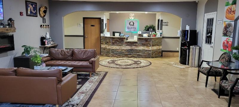 Quality Inn & Suites Salina National Forest Area image