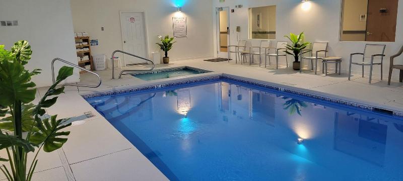 Quality Inn & Suites Salina National Forest Area image