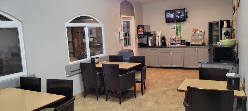 Quality Inn & Suites Salina National Forest Area image
