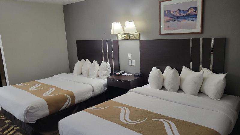 Quality Inn & Suites Salina National Forest Area image