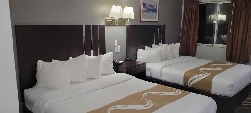 Quality Inn & Suites Salina National Forest Area image