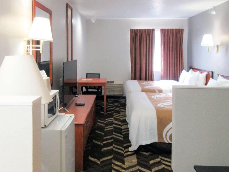 Quality Inn & Suites Salina National Forest Area image