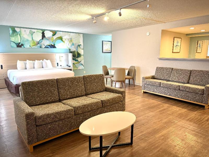 Wyndham Garden Ann Arbor image