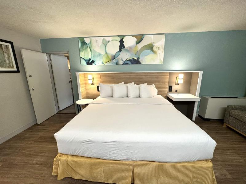 Wyndham Garden Ann Arbor image