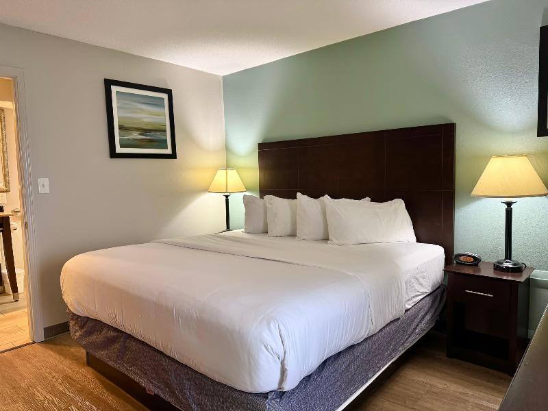 Wyndham Garden Ann Arbor image