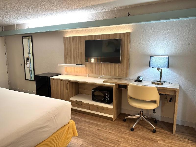 Wyndham Garden Ann Arbor image