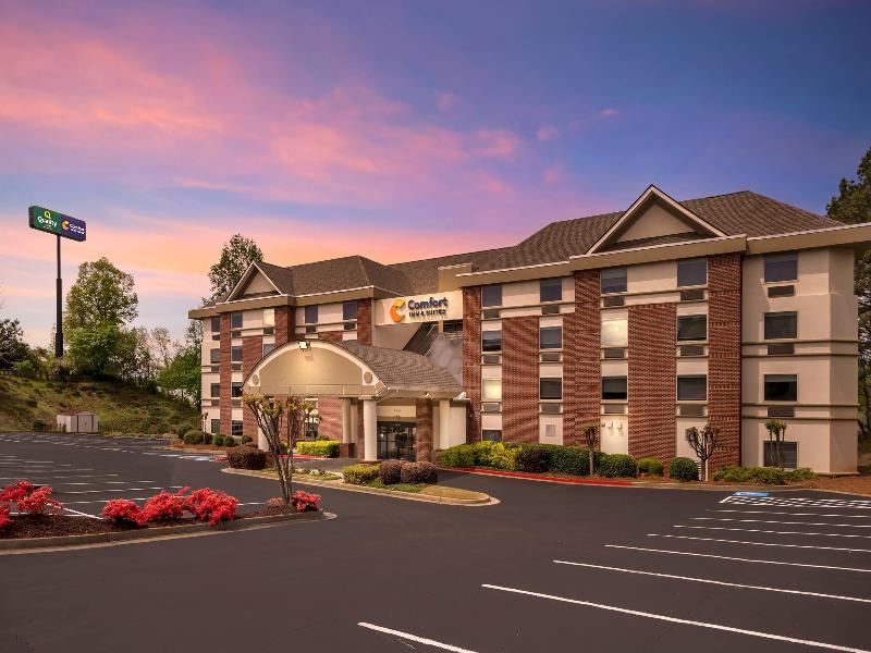 Comfort Inn & Suites Suwanee - Sugarloaf — general view