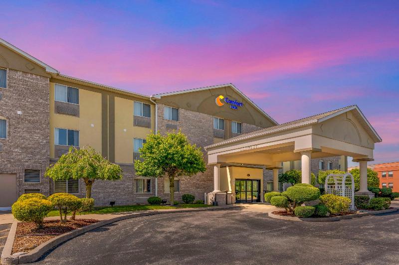 Comfort Inn image