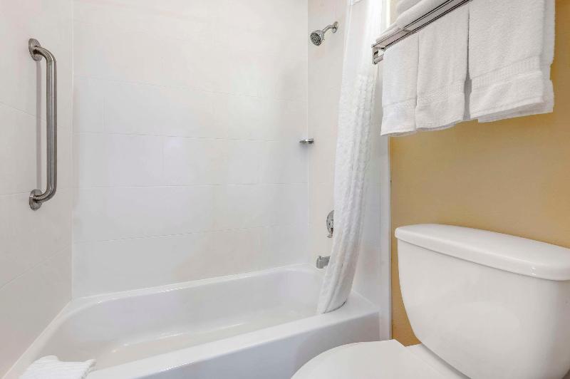 Comfort Inn image