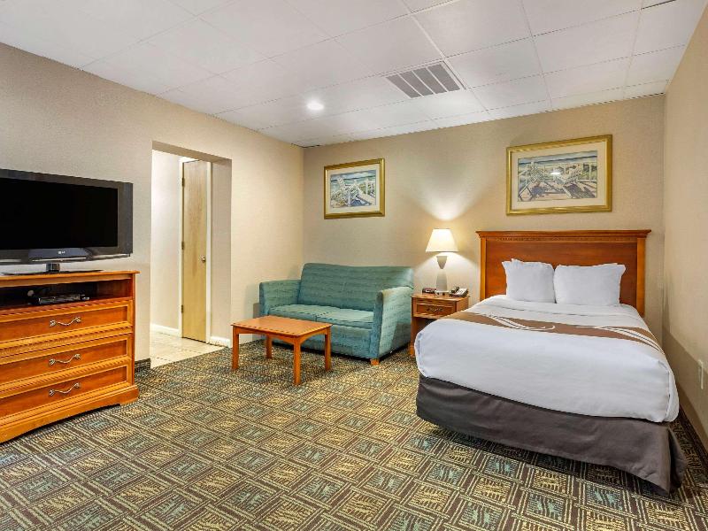 Quality Inn Boardwalk image