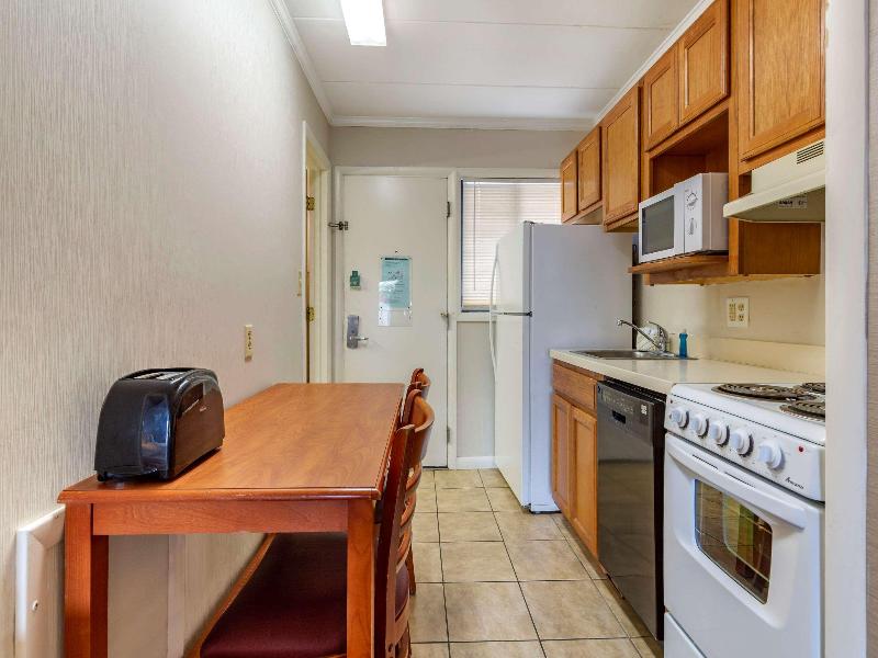 Quality Inn Boardwalk image